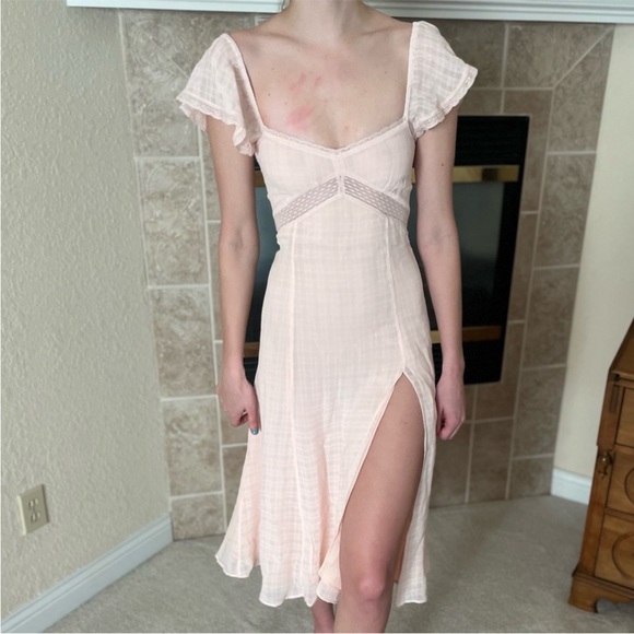 Aritzia “Wilfred” Moonshine Dress Pink Small - Picture 1 of 8